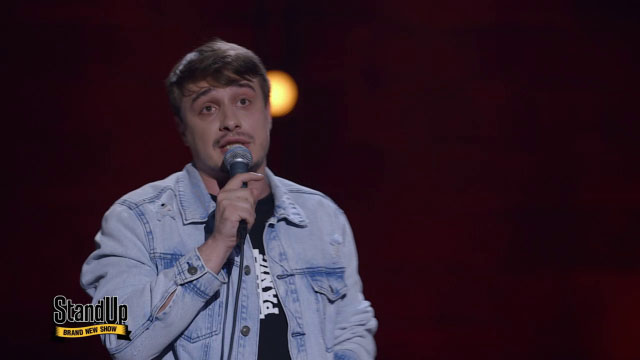 Stand Up: Сергей Детков — Об отсутствии руки, бомжах, скелетоне и странных девушках