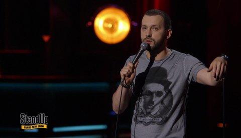 Stand Up: Руслан Белый — Мужик должен быть чуть симпатичней обезьяны